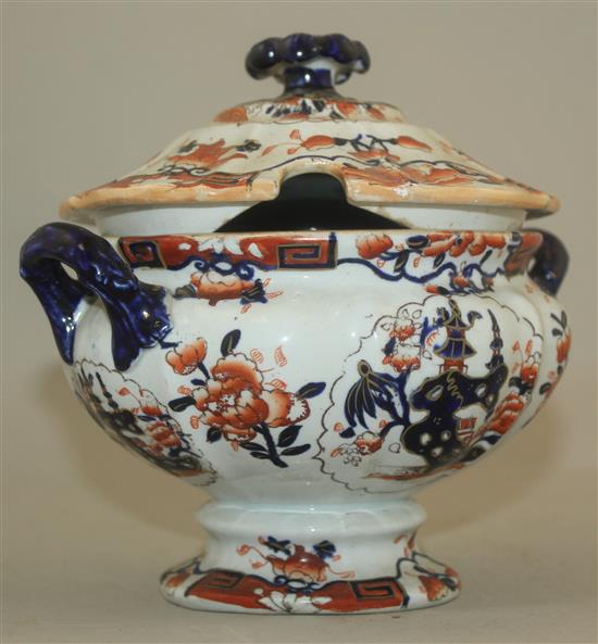 A Masons Ironstone sixty one piece dinner service, c.1840, 18.5cm